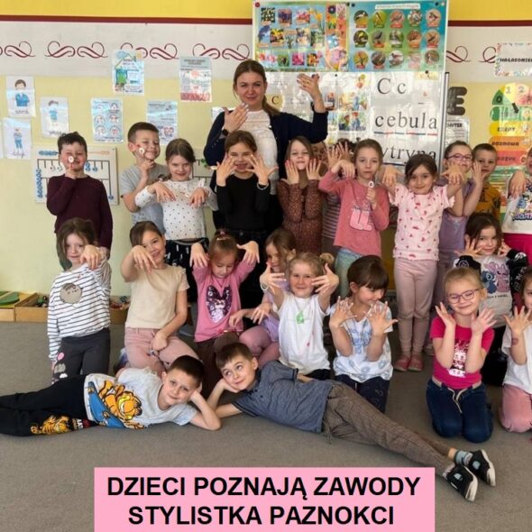 Dzieci poznają zawody - stylistka paznokci